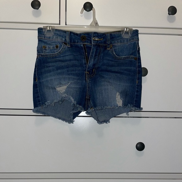 Women’s jean shorts - Picture 1 of 2